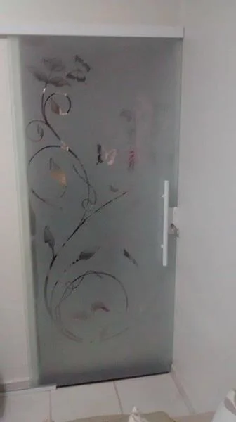 Portas de vidro - Vidraçaria Art Guedes